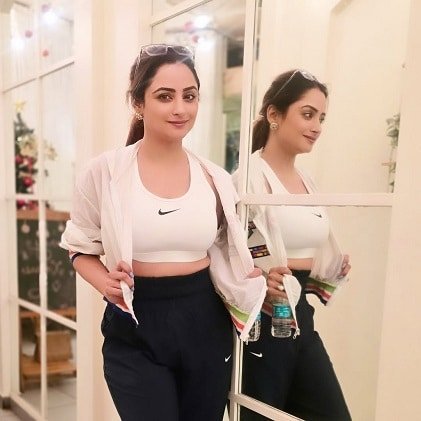 Madirakshi Mundle